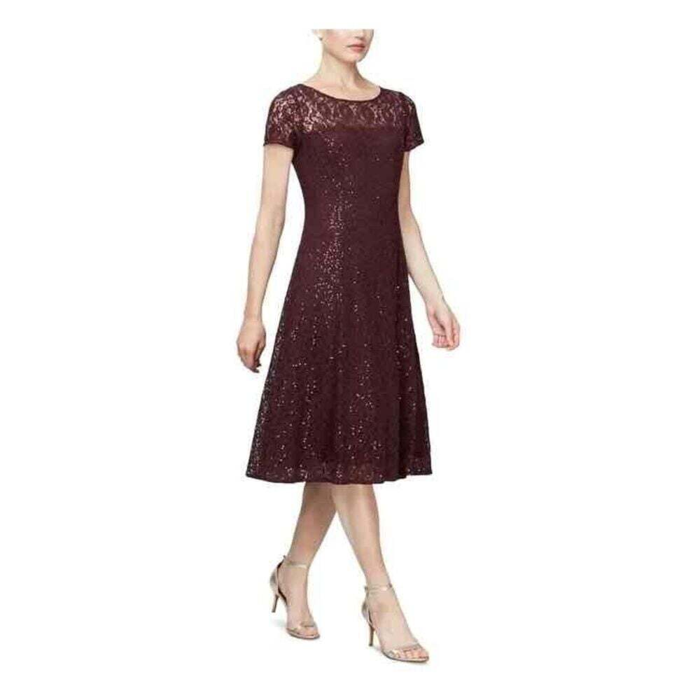 NWT SLNY Women's Fig Sequined Knee Length Dress Size 16 Short Sleeves